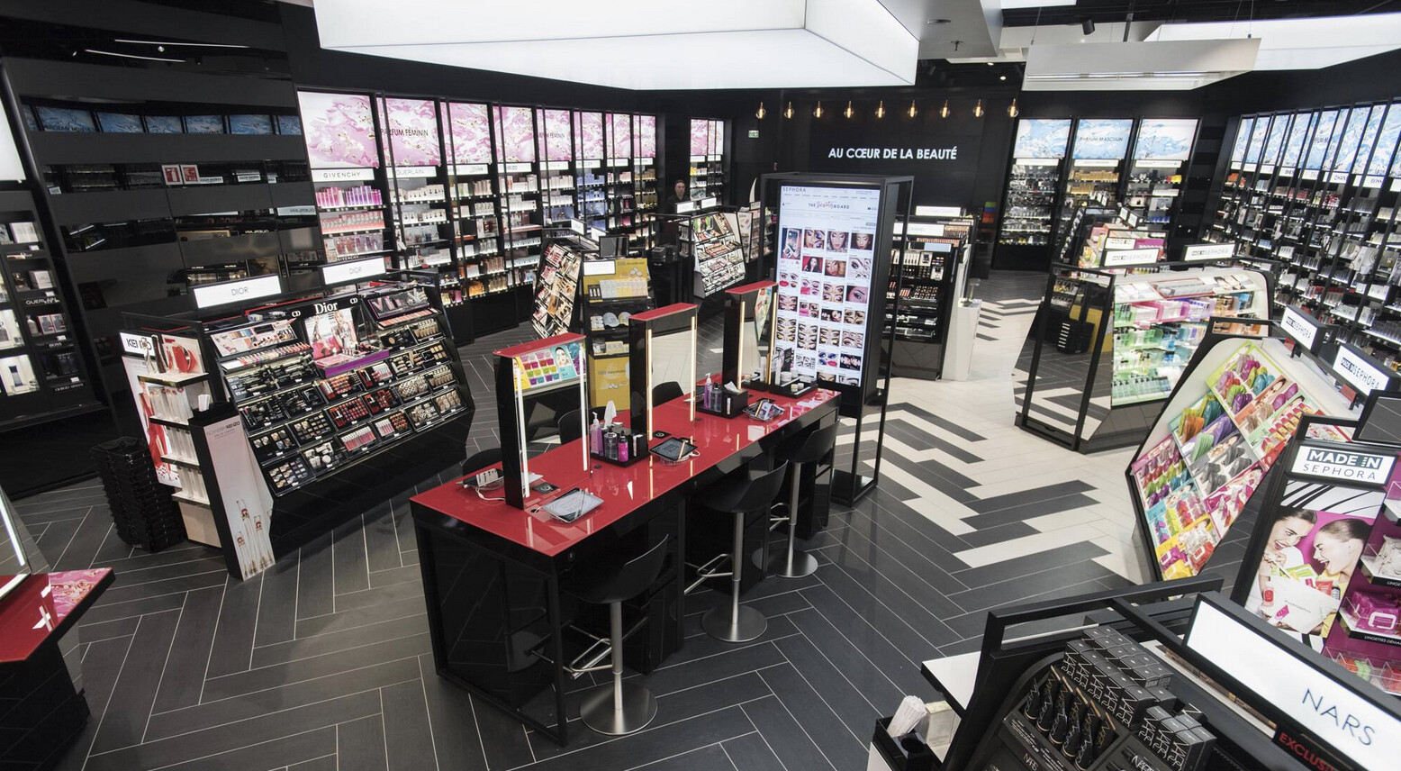 Sephora teste à Nantes et Val d'Europe son nouveau magasin connecté